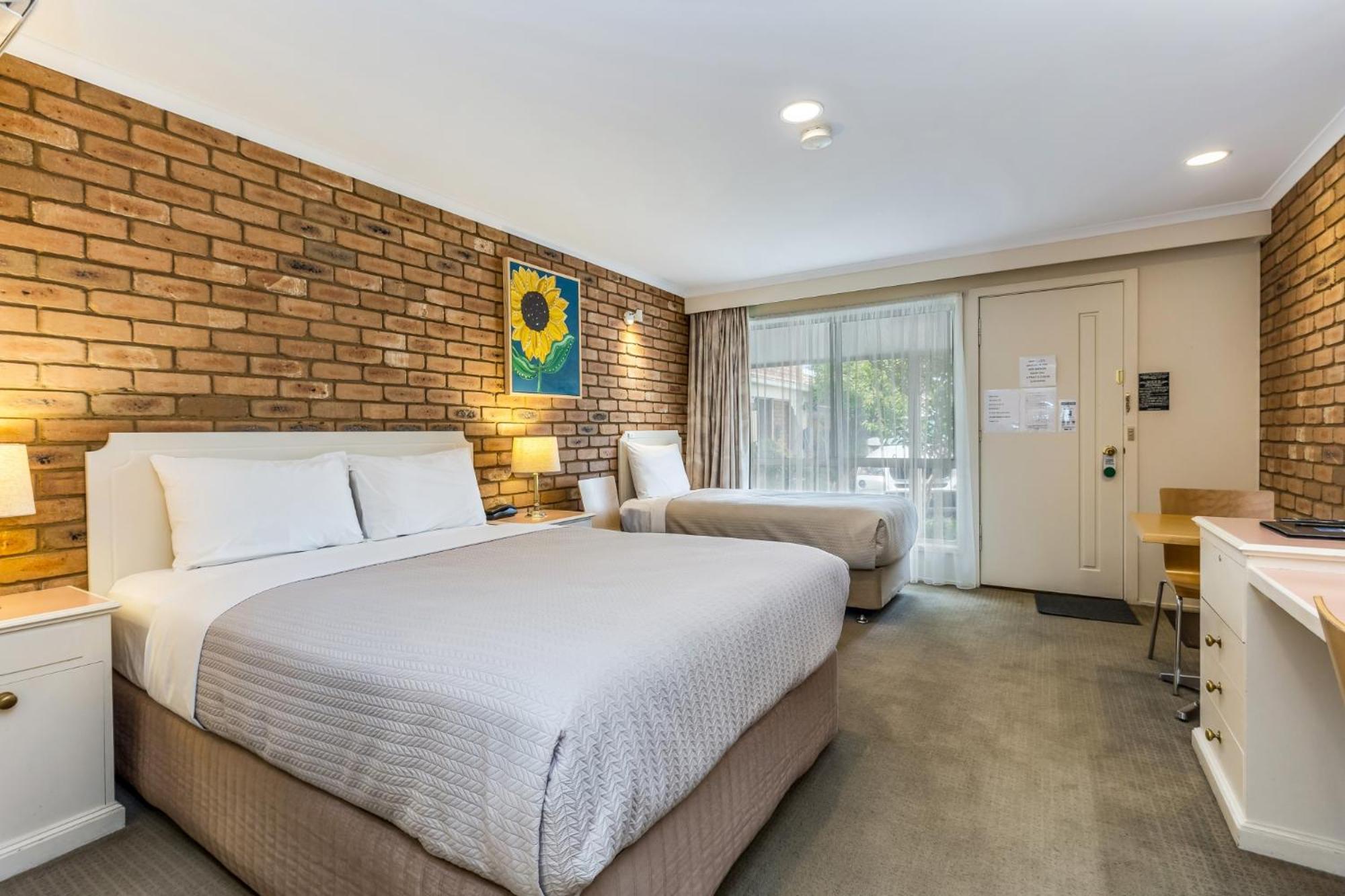 Golden Square Motor Inn Bendigo Kültér fotó